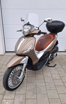 Piaggio Beverly 125i, cz doklady - velice hezká