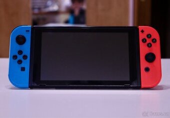 Nintendo Switch – skvělý stav + ochranné sklo + možnost hry - 1