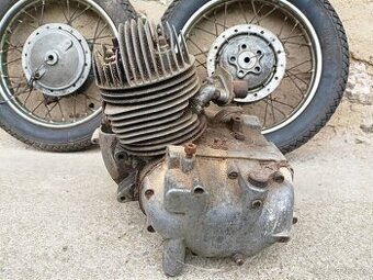 Motor na skútr Manet S125
