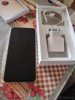 Samsung Galaxy S22 plus