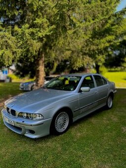 BMW e39 520i