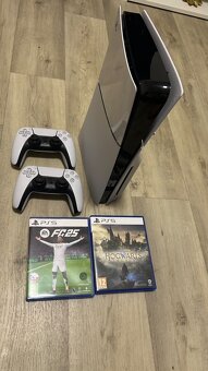 PS5 Slim + 2 ovladače + Hry