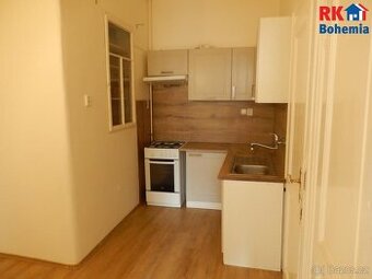Nabízíme k pronájmu byt 2+1 o ploše 45m2+sklep v 4NP s výtah
