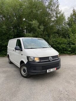 VW Transporter 2.0TDi 110 KW M6 10/2018 Ťažné