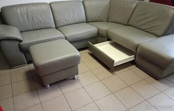 Kožená rohová sedací souprava s taburetem - PRAVÁ KŮŽE