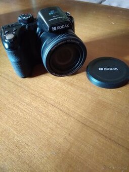 Fotoaparát Kodak Pixpro AZ 425