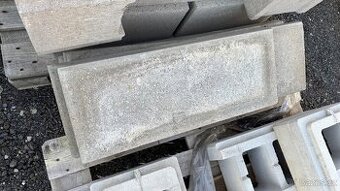 CS beton - zahradní obrubník