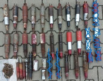 Prodám Jawa ČZ kývačka panelka zadní tlumiče patina renovace