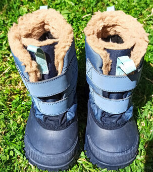 Zimní sněhule Decathlon vel. 22/23