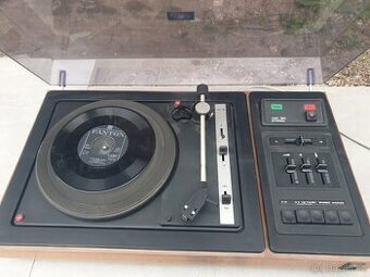 gramofon tesla nzc 160