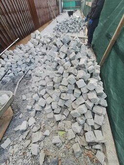 Žulové kostky 8-11cm