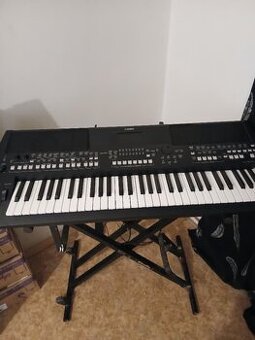 Yamaha psr sx600