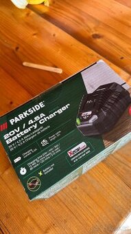 Parkside 20V nabíječka