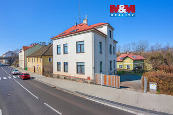 Prodej bytu 3+1, 124 m², Jaroměř, ul. Husova - 1
