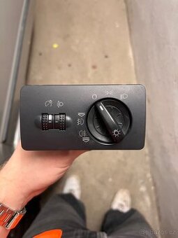 Panel přepínače světel pro ŠKODA FABIA I (6Y)