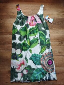 NOVÉ šaty Desigual vel. M - různé barvy