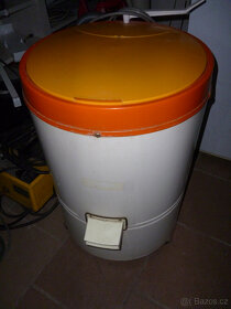 ždímačka frymeta na 5 kg 3000kč