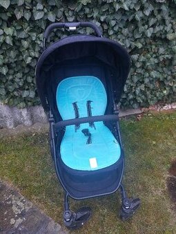 Kočárek/golfky Valco Snap 4 černý