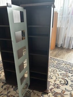 Prodej 2 stojanů ns CD