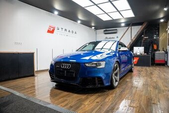Audi RS5 4.2 FSI V8 QUATTRO / Sport. sedačky / Sport. výfuk