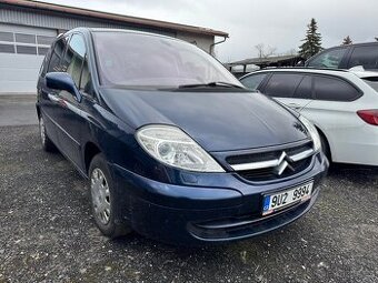 Citroen C8 2.2i - na opravu.