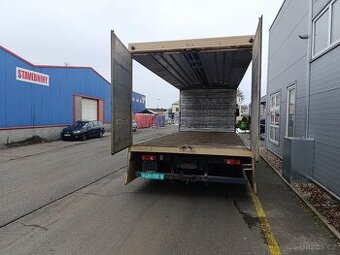 Hliniková nastavba na nakladní auto