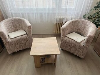 2 ks křesel + stolek