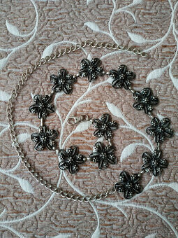 Kovový pásek s květy - nový