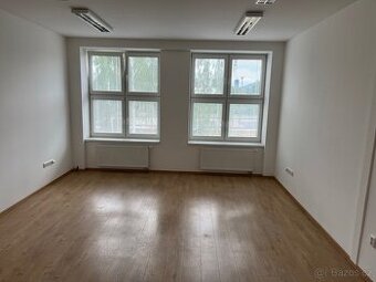 Pronájem kanceláře 35 m²