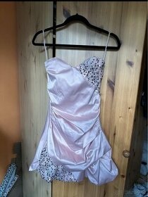 Plesové růžové šaty s kamínky - 1