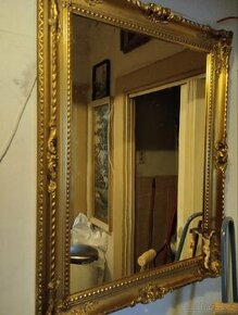Starožitné velké  zrcadlo v zlaceném rámu