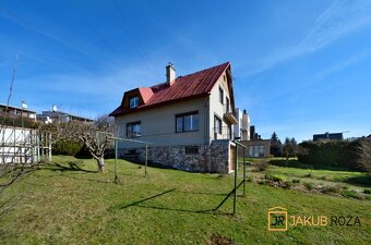 Prodej rodinného domu 238 m², pozemek 692 m²