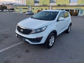 KIA SPORTAGE 1.6GDi TITAN