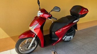 Honda SH 125i / po 1.majiteli / jak nová / 2014 / serviska - 1