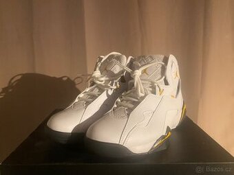 Jordan True Flight - 1