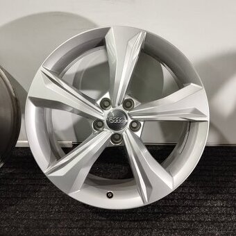 Disky na Audi RS4 7Jx19" ET34 5x112