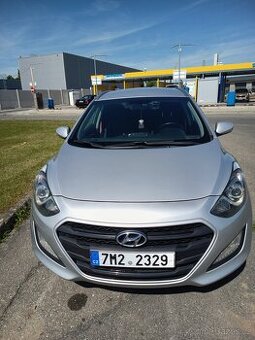 Hyundai i30 combi 1,6 99kW