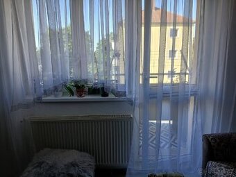 Zaclona na balkon nova