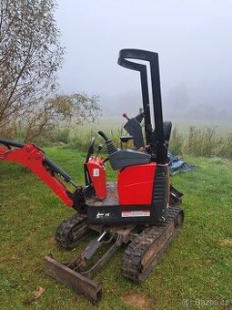 Minibagr Bobcat E10Z 2020