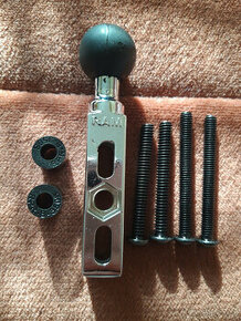 RAM-B-309-1U, s 1" čepem - nepoužité, poškozený sáček...