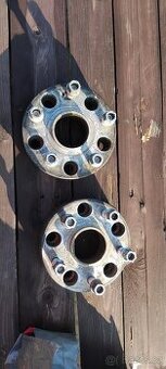 Prodám podložky na změnu rozteče z 5x120 na 5x112 3cm 2 kus