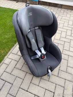 Autosedačka BRITAX RÖMER Trifix 2 i-Size