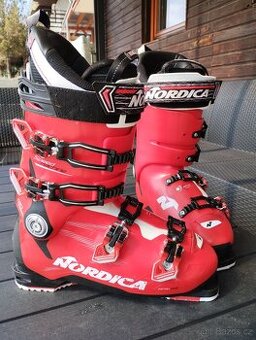 Lyžáky Nordica speedmachine 130 28,5 (285)