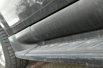 Nášlapy BEZ KOROZE Ssangyong Rexton 1 ES