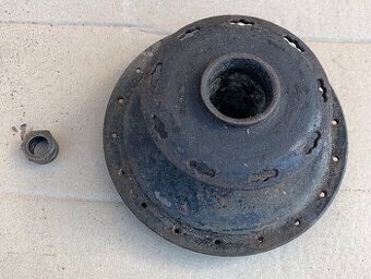 Náboj předního kola předválečné moto ČZ