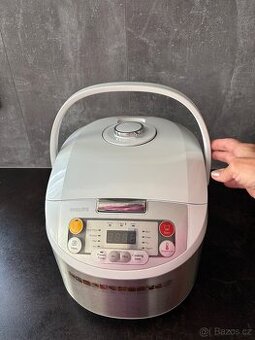 nový elektrický multifunkční hrnec zn. Philips