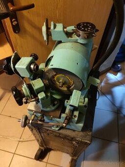 PRODÁM NÁSTROJOVOU BRUSKU, OSTŘIČKU