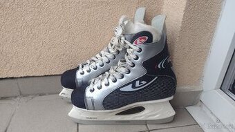 Zimní lední brusle vel. 44