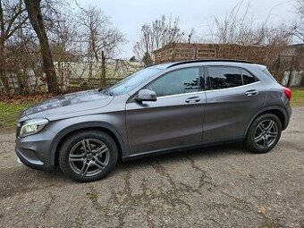 Mercedes-Benz GLA 220 CDI 4MATIC