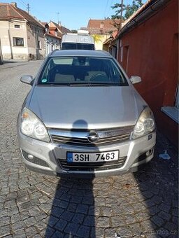 Opel astra h 1.7 81kw